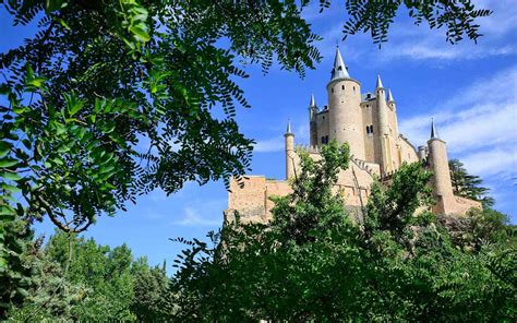  Der Alcázar von Segovia – Ein Märchenschloss mit berauschender Aussicht!