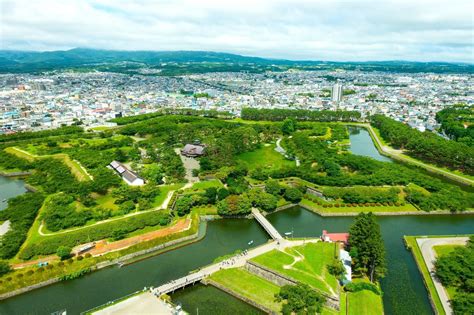 Der Goryokaku-Park - Eine sternförmige Festungsanlage voller Geschichte und Schönheit!